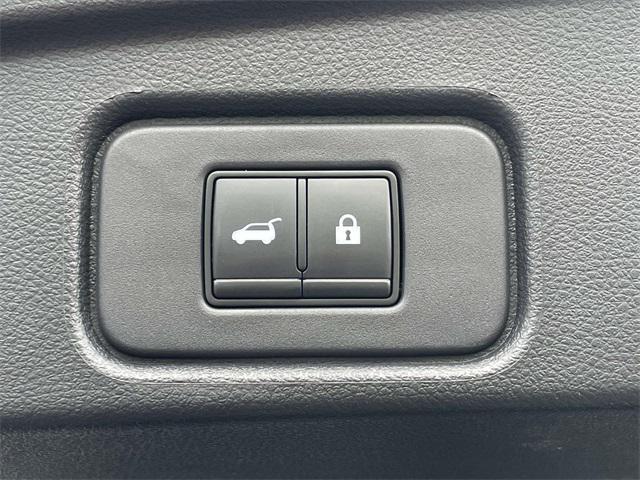 used 2022 Nissan Pathfinder car, priced at $33,402