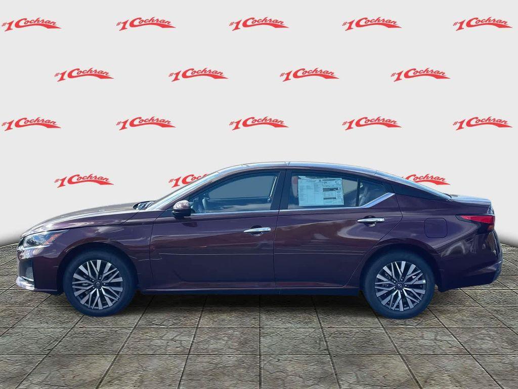 new 2025 Nissan Altima car, priced at $31,022
