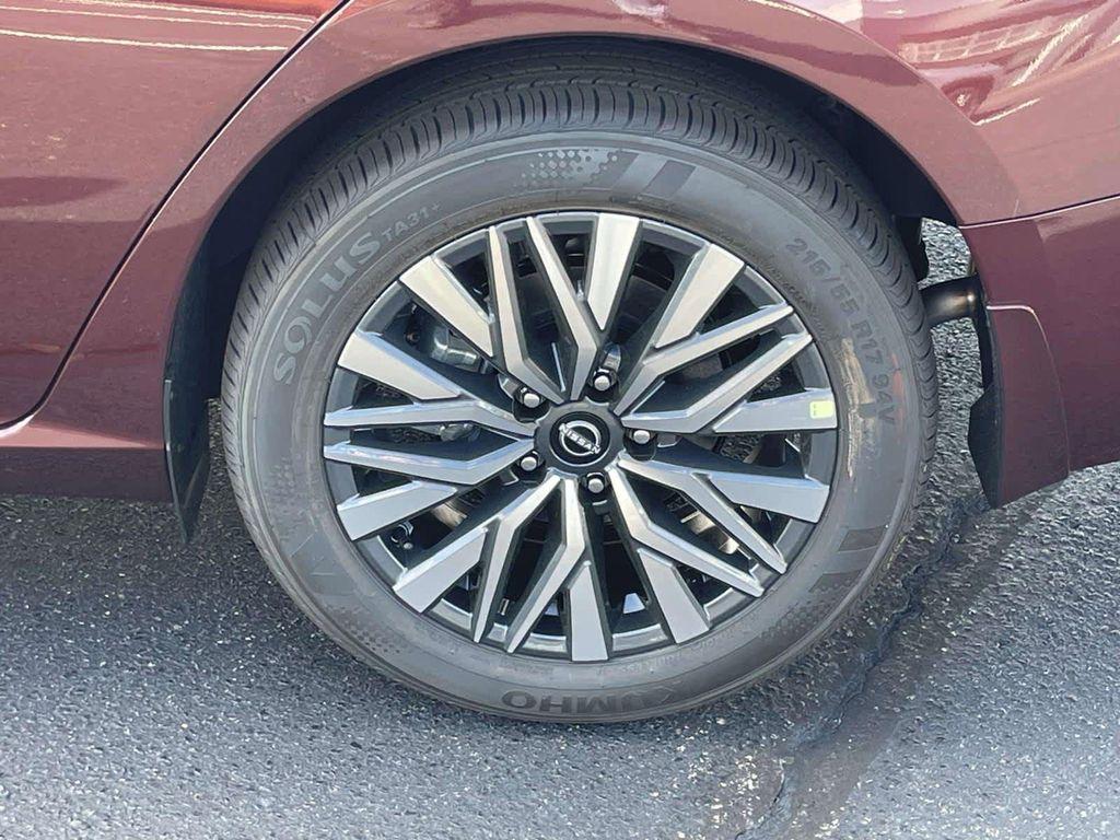 new 2025 Nissan Altima car, priced at $31,022