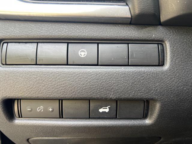 used 2022 Nissan Rogue car, priced at $25,998