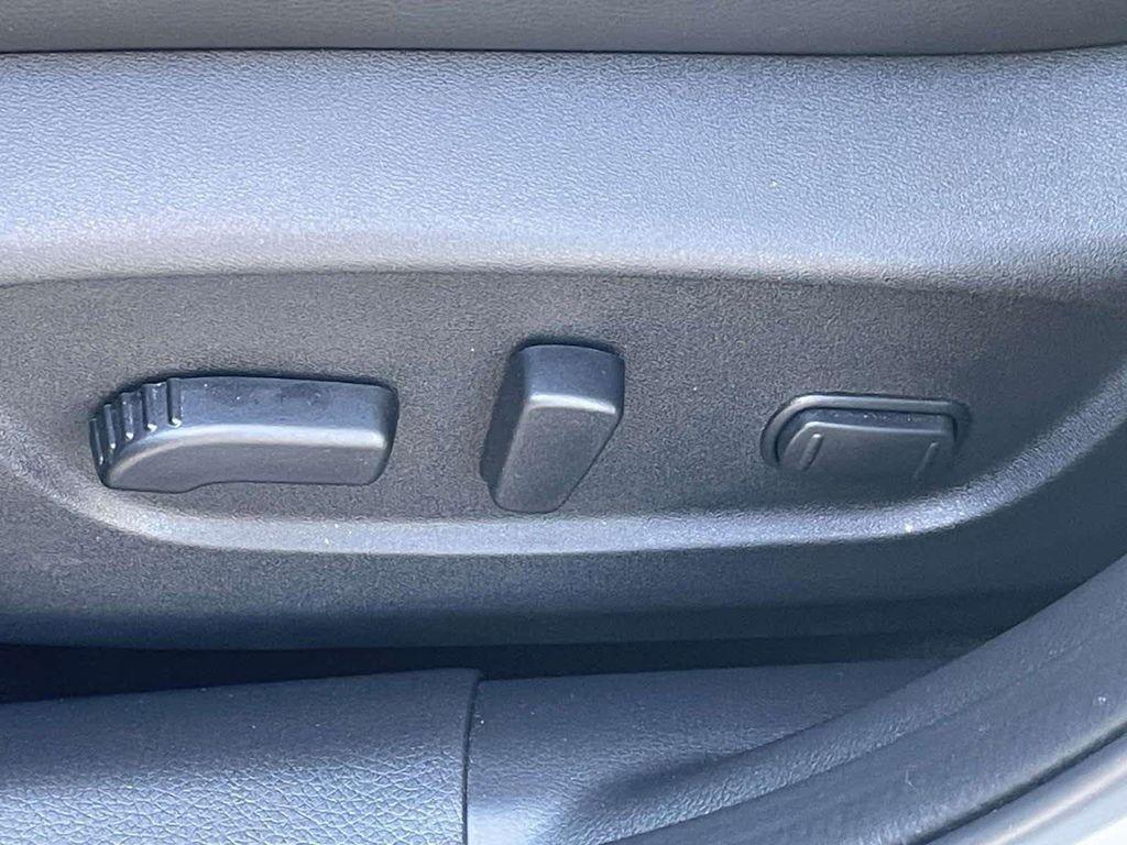 used 2021 Nissan Rogue Sport car, priced at $23,054