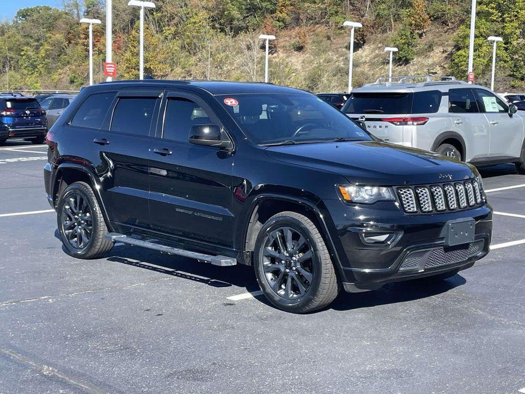 used 2018 Jeep Grand Cherokee car, priced at $18,761