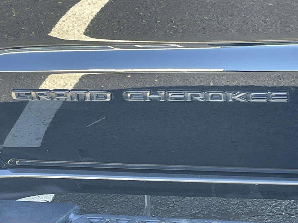 used 2018 Jeep Grand Cherokee car, priced at $18,761