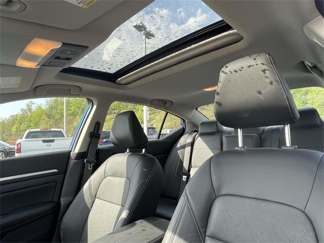 used 2025 Nissan Altima car, priced at $32,270