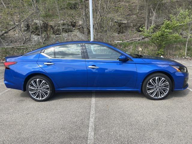 used 2025 Nissan Altima car, priced at $32,888