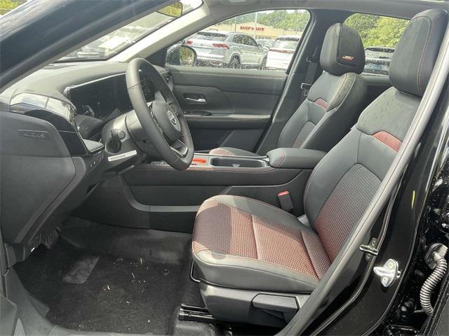 new 2025 Nissan Kicks car, priced at $30,704