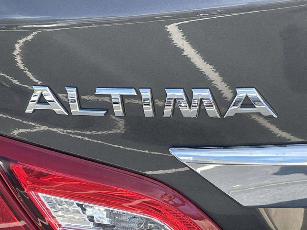 used 2017 Nissan Altima car, priced at $11,495