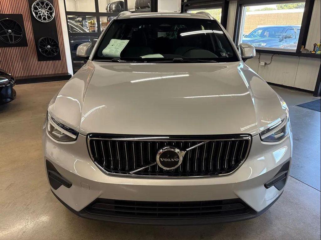 used 2025 Volvo XC40 car, priced at $28,977
