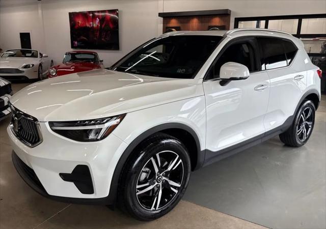 used 2025 Volvo XC40 car, priced at $33,977