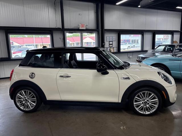 used 2019 MINI Hardtop car, priced at $20,977