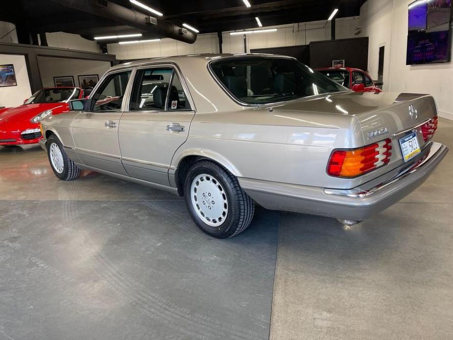 used 1990 Mercedes-Benz S-Class car, priced at $10,977