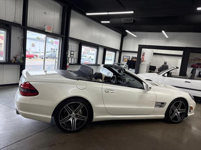 used 2009 Mercedes-Benz SL-Class car, priced at $36,977