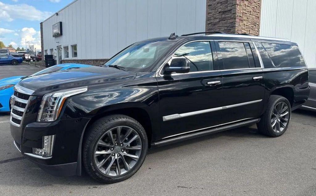 used 2019 Cadillac Escalade ESV car, priced at $38,977