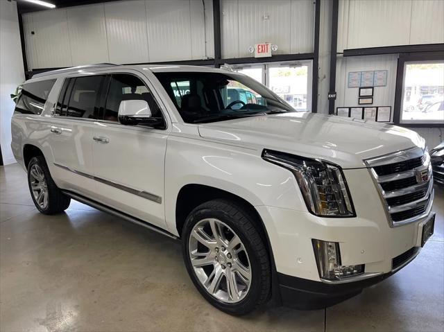 used 2017 Cadillac Escalade ESV car, priced at $33,977