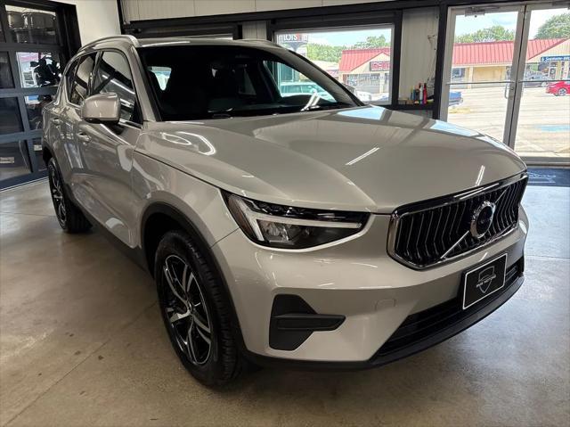 used 2025 Volvo XC40 car, priced at $33,977