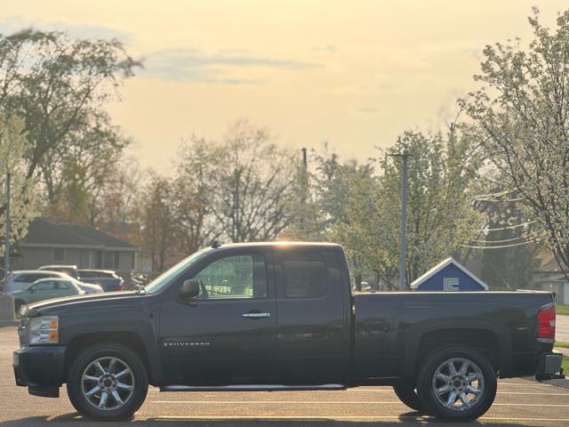 used 2007 Chevrolet Silverado 1500 car, priced at $5,500