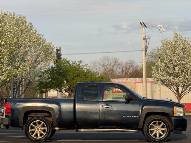 used 2007 Chevrolet Silverado 1500 car, priced at $5,500