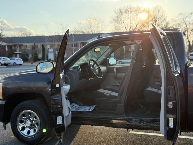 used 2009 Chevrolet Silverado 1500 car, priced at $6,500