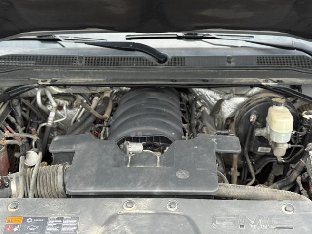 used 2015 GMC Yukon car, priced at $11,995