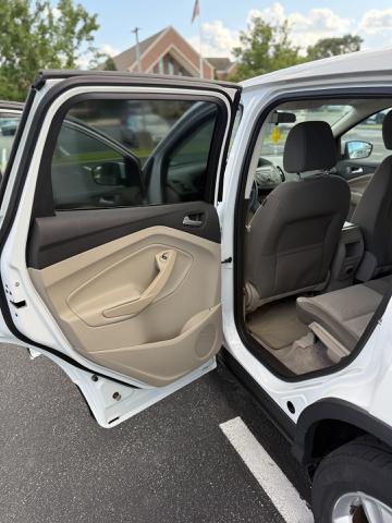 used 2013 Ford Escape car, priced at $7,995