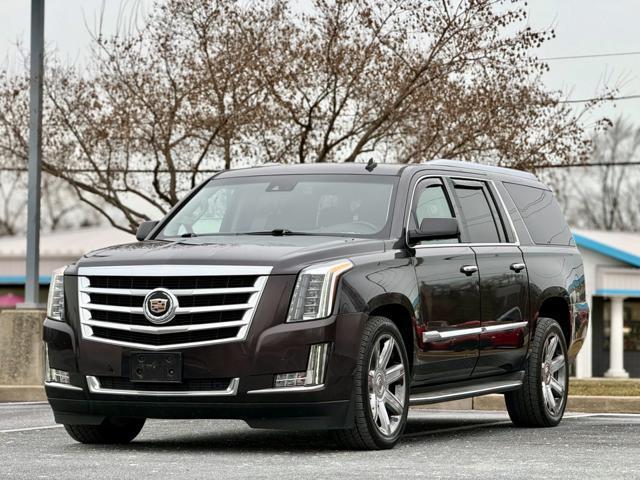 used 2015 Cadillac Escalade ESV car, priced at $15,995