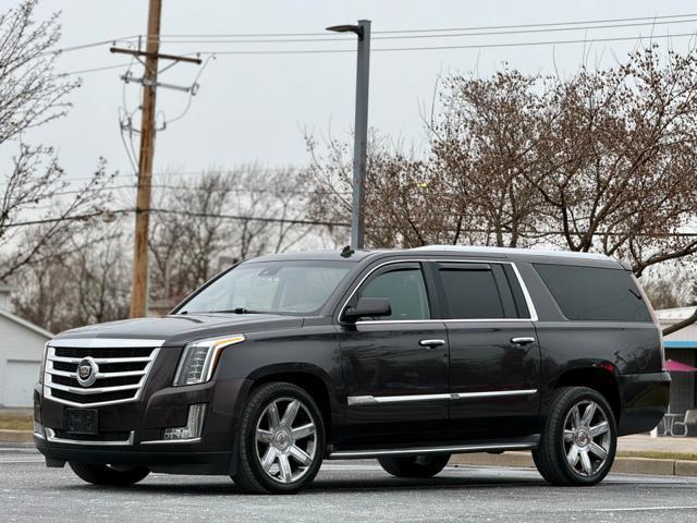 used 2015 Cadillac Escalade ESV car, priced at $15,995