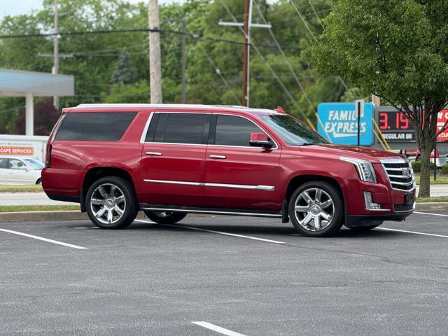 used 2015 Cadillac Escalade ESV car, priced at $11,500