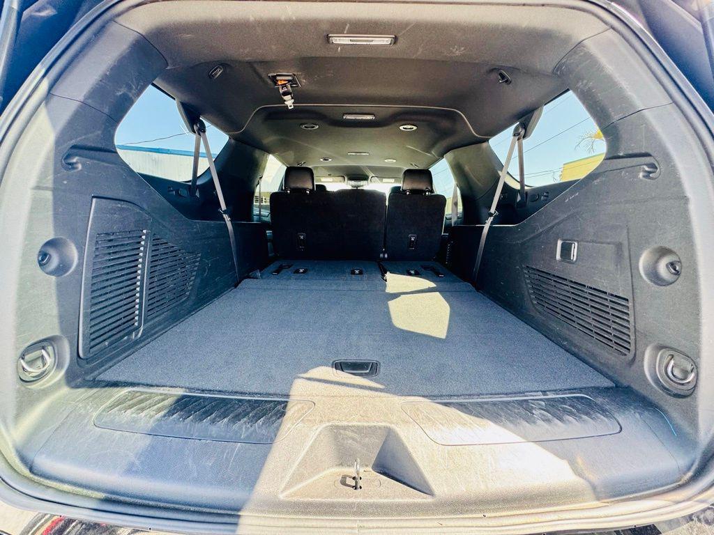 used 2023 Chevrolet Suburban car, priced at $39,990