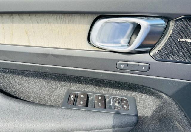 used 2019 Volvo XC40 car, priced at $20,777