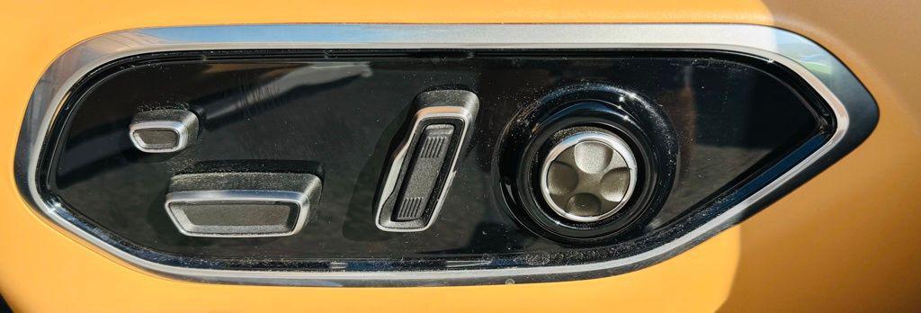 used 2022 Jeep Grand Cherokee car, priced at $35,500