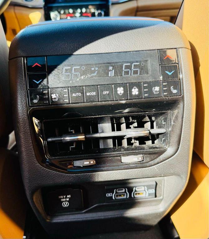 used 2022 Jeep Grand Cherokee car, priced at $35,500