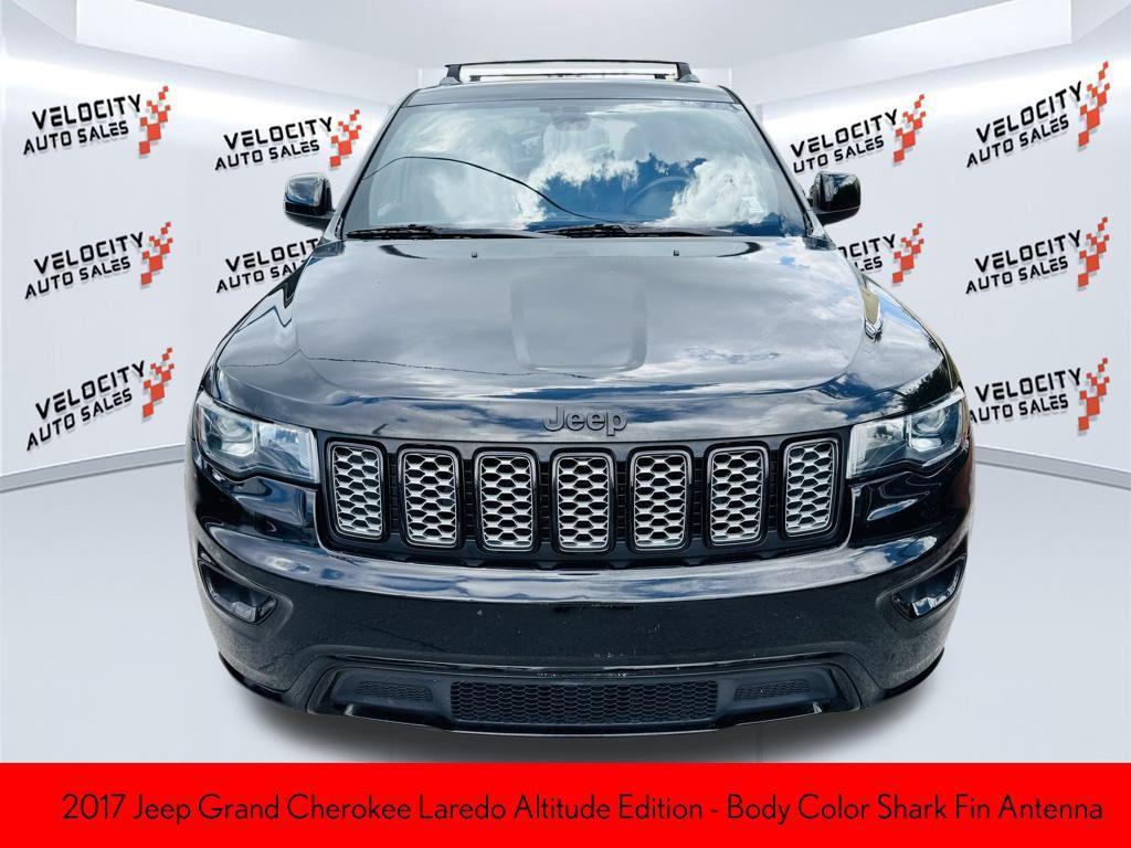 used 2017 Jeep Grand Cherokee car, priced at $15,308