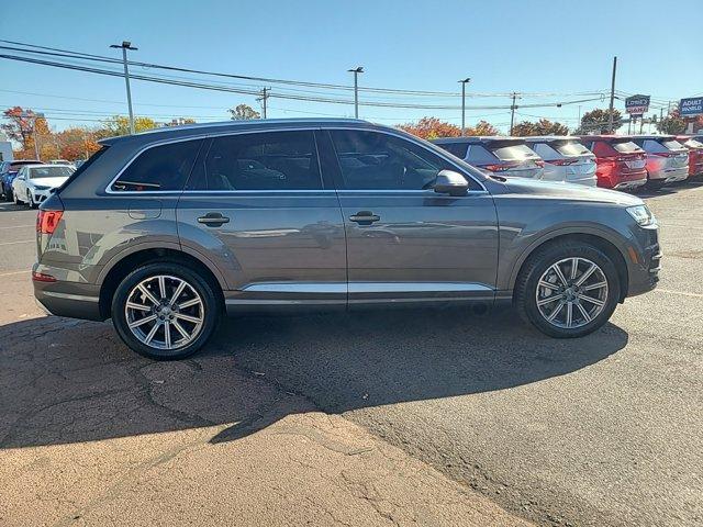 used 2019 Audi Q7 car, priced at $19,490