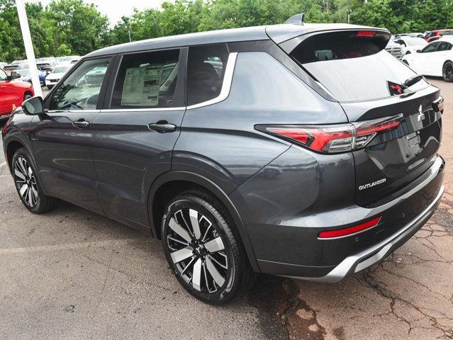 new 2025 Mitsubishi Outlander car, priced at $38,015