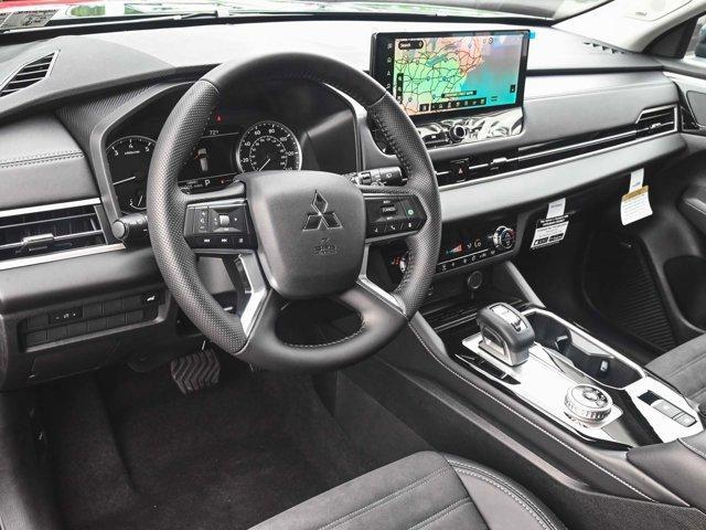 new 2025 Mitsubishi Outlander car, priced at $38,015