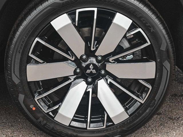 new 2025 Mitsubishi Outlander car, priced at $41,385