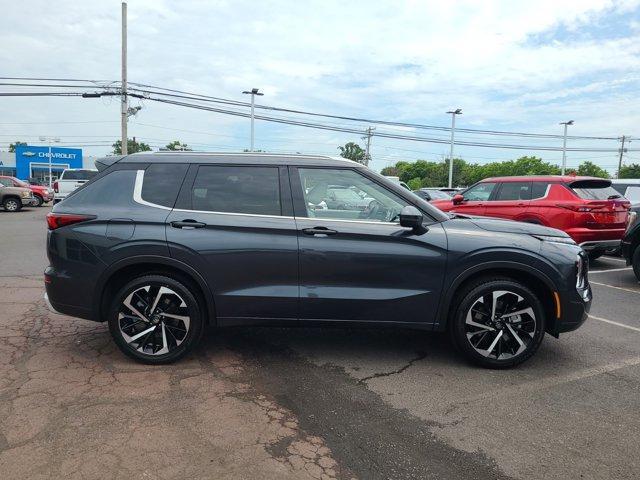 new 2024 Mitsubishi Outlander car, priced at $41,725