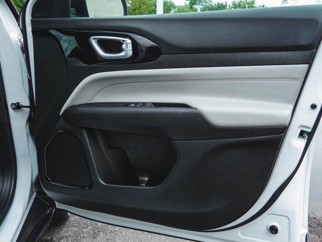 used 2022 Jeep Compass car, priced at $19,990