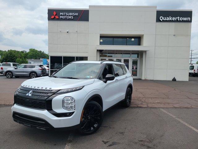 new 2024 Mitsubishi Outlander car, priced at $40,115