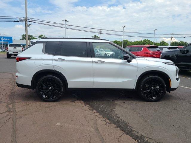 new 2024 Mitsubishi Outlander car, priced at $40,115