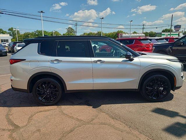 new 2024 Mitsubishi Outlander car, priced at $42,230