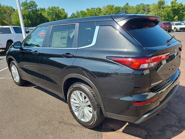 new 2024 Mitsubishi Outlander car, priced at $31,145