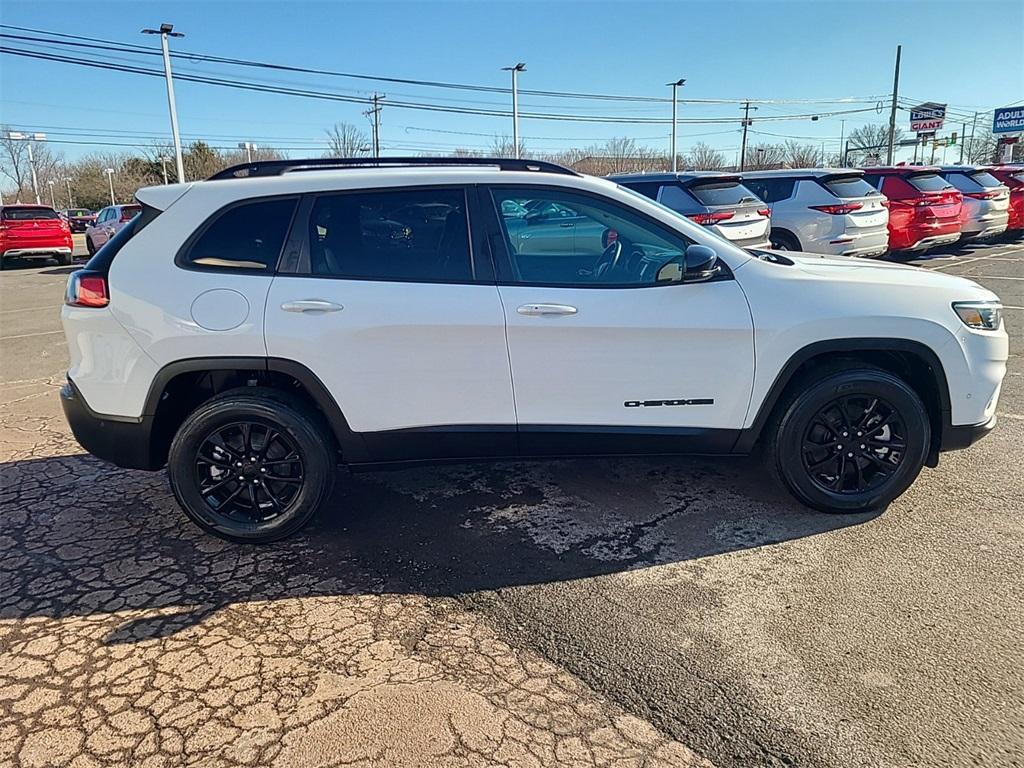 used 2023 Jeep Cherokee car, priced at $22,990