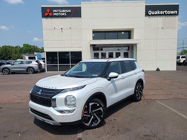 new 2024 Mitsubishi Outlander car, priced at $38,665