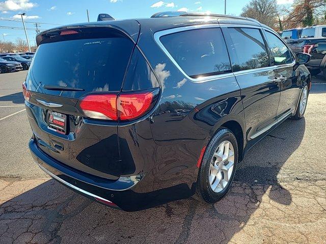 used 2018 Chrysler Pacifica car, priced at $11,690