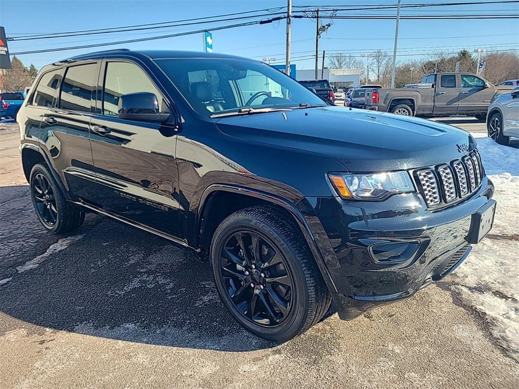 used 2022 Jeep Grand Cherokee WK car, priced at $28,490