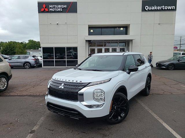 new 2024 Mitsubishi Outlander car