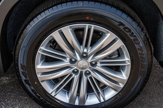 new 2025 Mitsubishi Outlander car, priced at $42,480