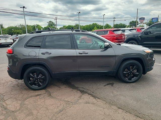 used 2016 Jeep Cherokee car, priced at $13,290