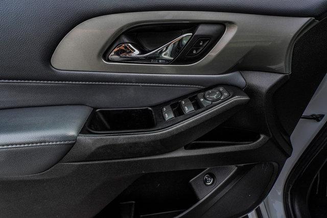 used 2019 Chevrolet Traverse car, priced at $19,490